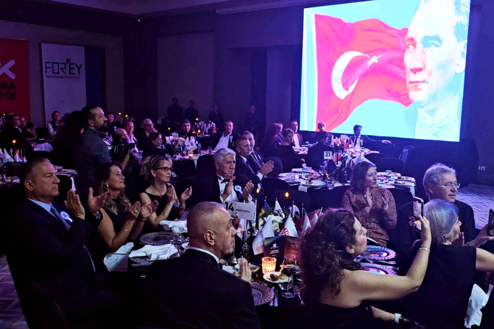 POYD’un Geleneksel Sezon Galası’nda Atatürk ve Cumhuriyet coşkusu