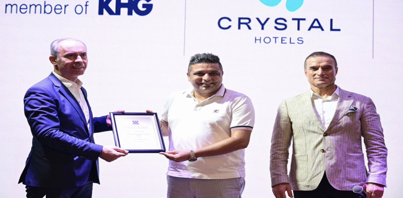 POYD üyeleri, Antalya turizminin yaz ve kış dönemi beklentilerini Side’de değerlendirdi